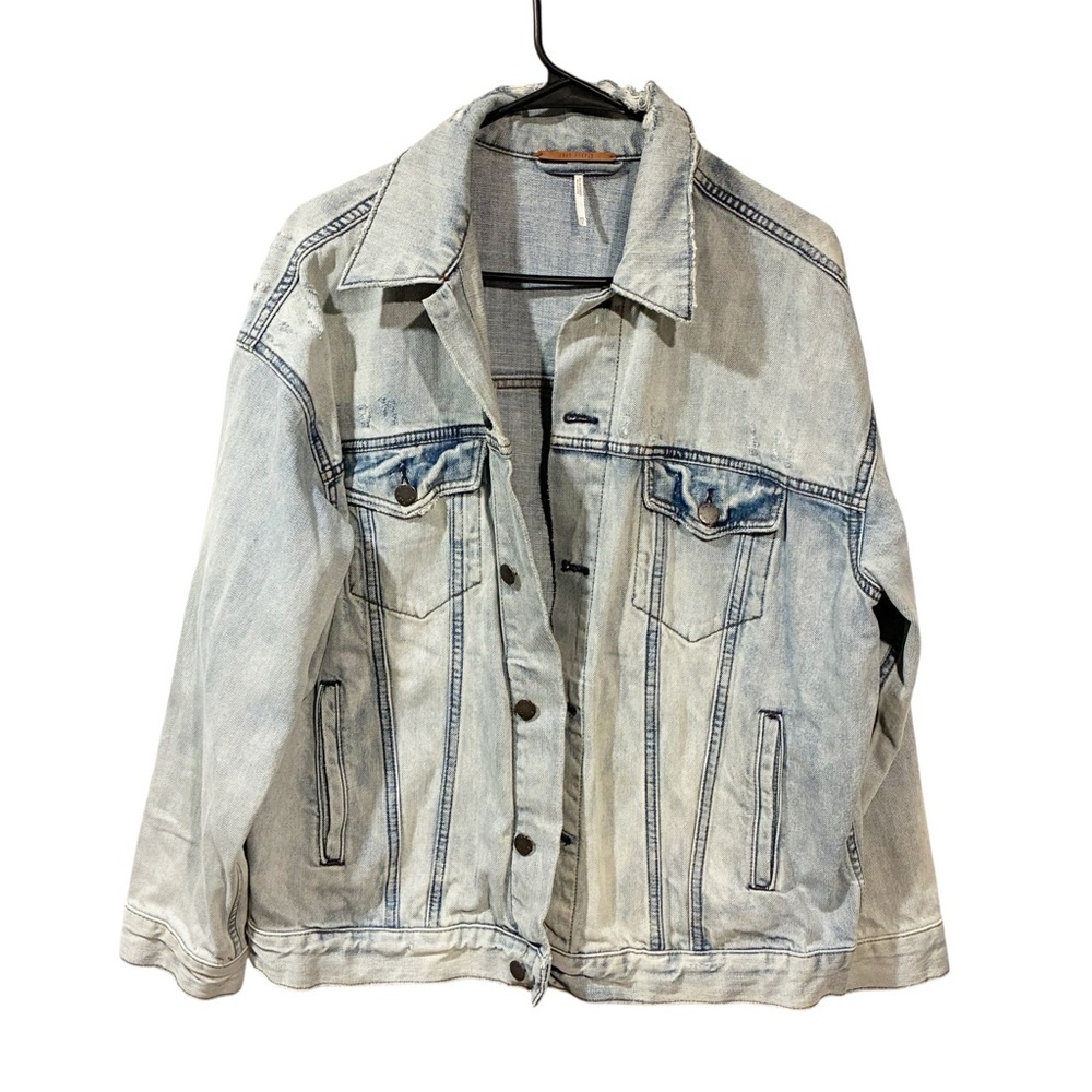 Free People Denim Light Wash Boxy Fit Jean Jacket Size‎ XS